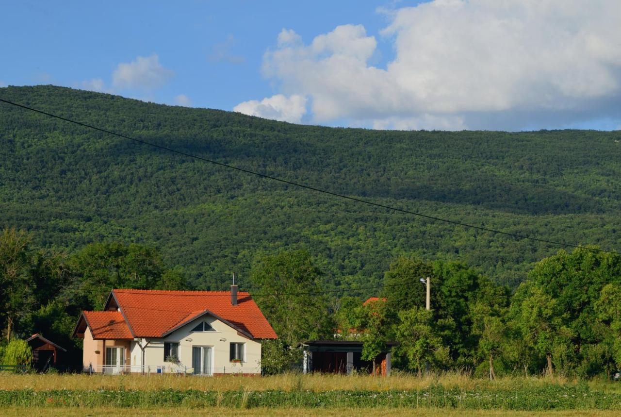 Holiday Home Melani Sinac Экстерьер фото