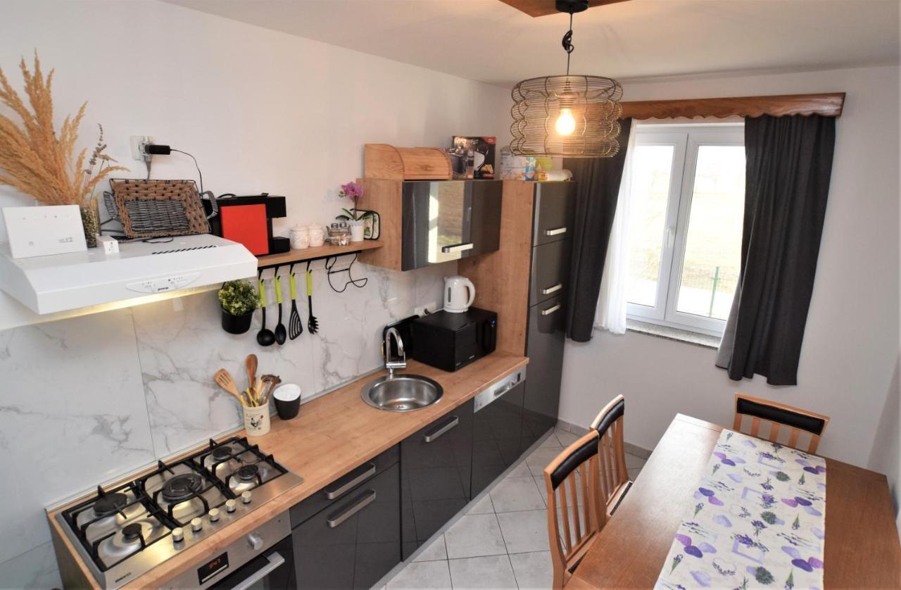 Holiday Home Melani Sinac Экстерьер фото